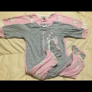 Comfy sleepers for babygirl